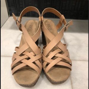 BKE sole Kaila Sandal